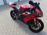 Yamaha YZF-R1 (RN12) - YAMAHA RN12 R1