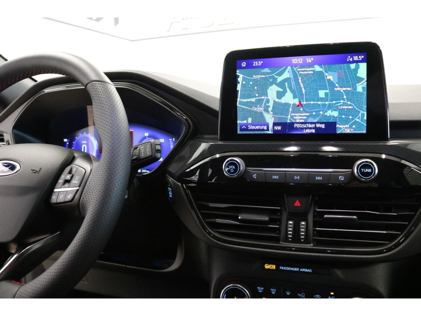 Fahrzeugabbildung Ford Kuga ST-Line X 2.5 Duratec -PHEV el.Heckklappe