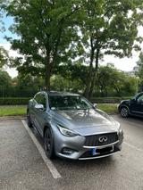 Infiniti Q30 1.6t FWD  - Infiniti Q30 von privat