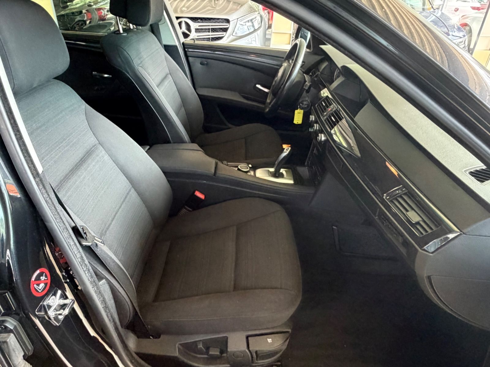 Fahrzeugabbildung BMW 520 5 Touring 520 d