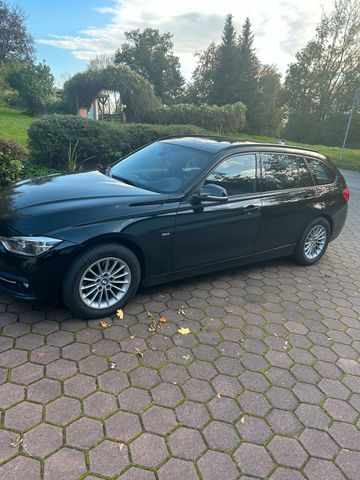 BMW Verkaufe BMW Kombi 320d xdrive 190 PS 400NM