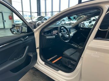 MYAUTOCENTER – Gebraucht- und Jahreswagen mit Werkstattservice in Pfaffenhofen Skoda Octavia Combi Clever iV *LED*Virtuel*Kamera*