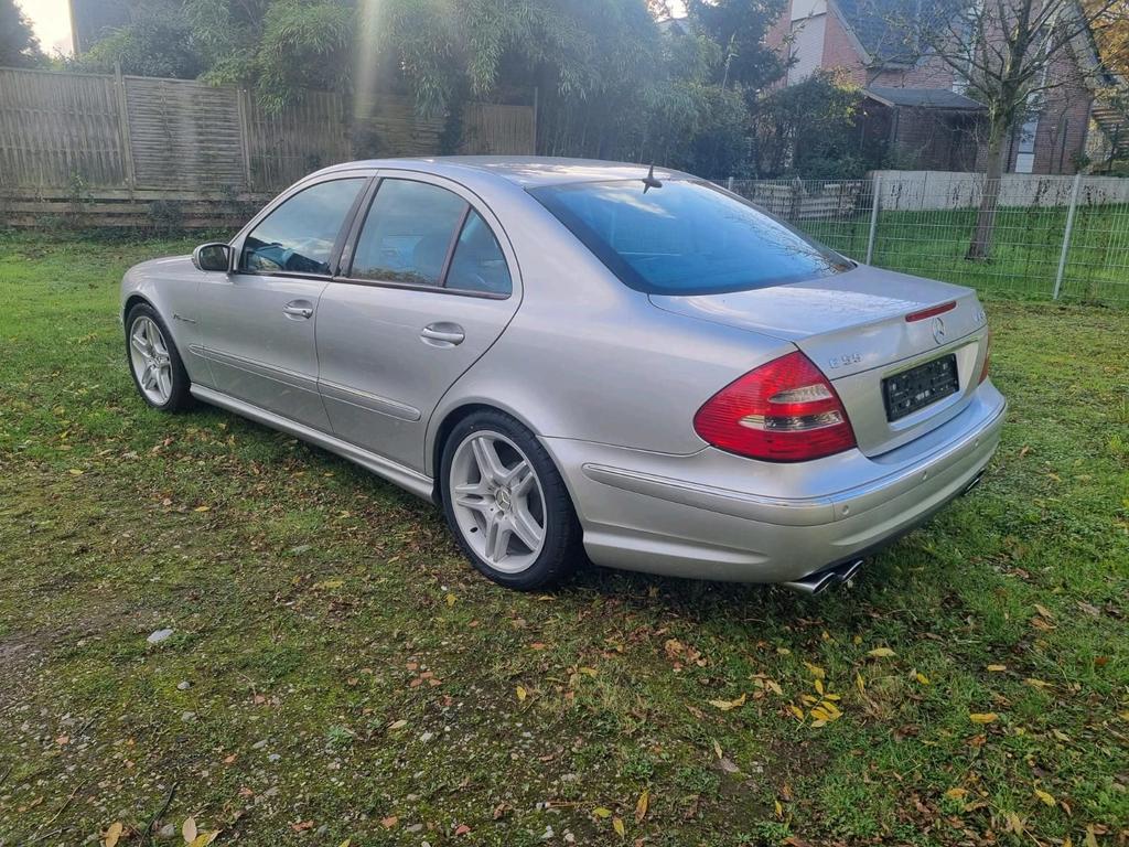 Mercedes-Benz E 55 AMG