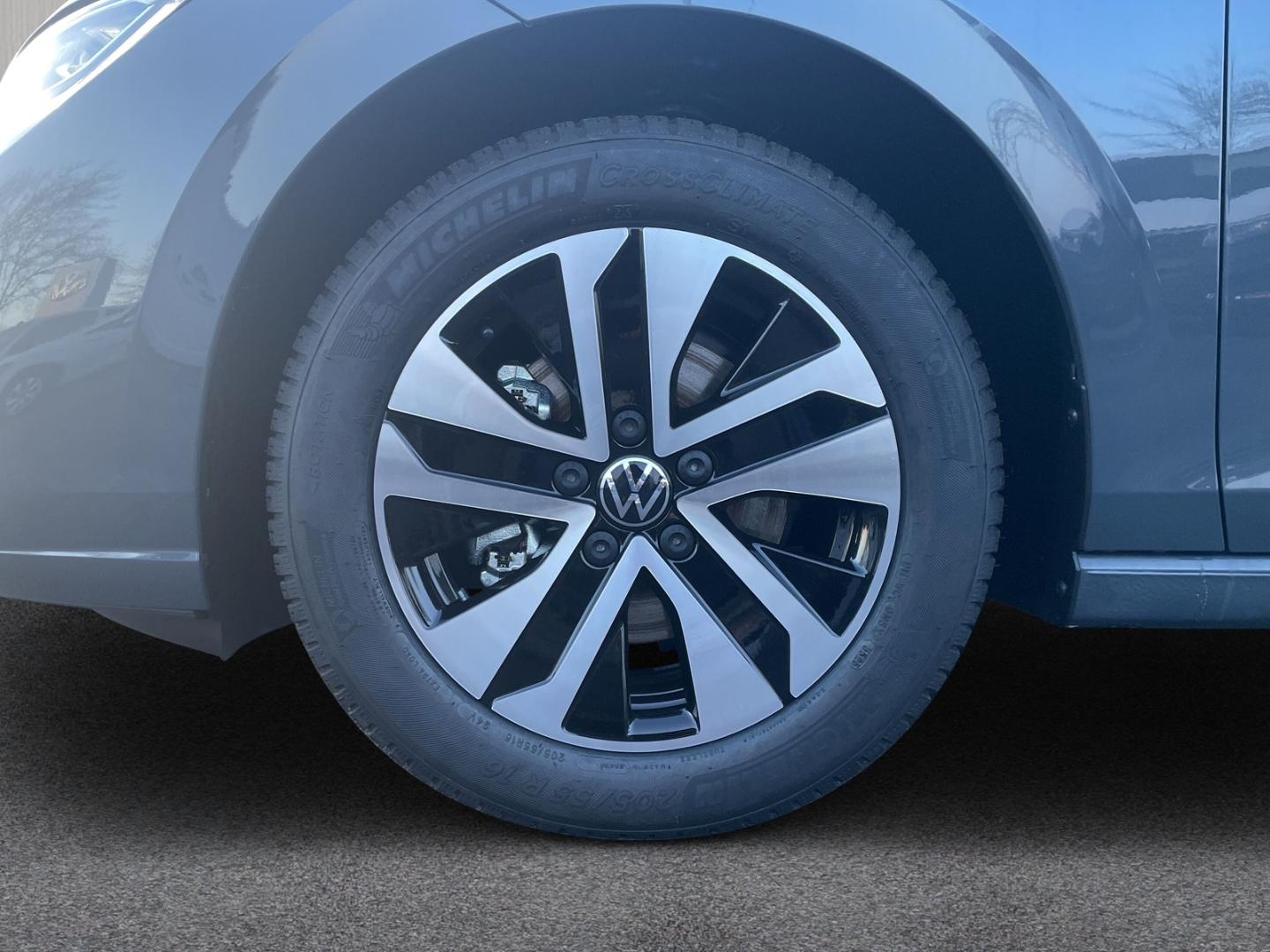 Volkswagen Golf 1.5 TSI Energy LED AHK PDC GJR SHZ LenkradH, миниатюра 14
