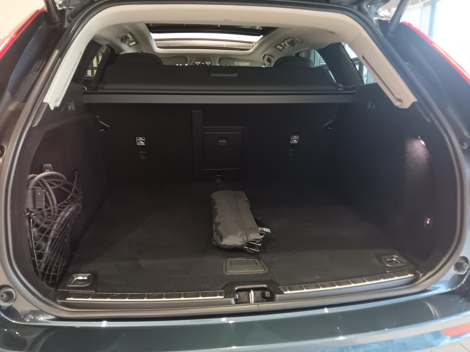 Fahrzeugabbildung Volvo XC60 T6 AWD Recharge Inscription