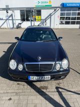 Mercedes-Benz CLK 320 ELEGANCE *Vollausstattung*Unverbastelt