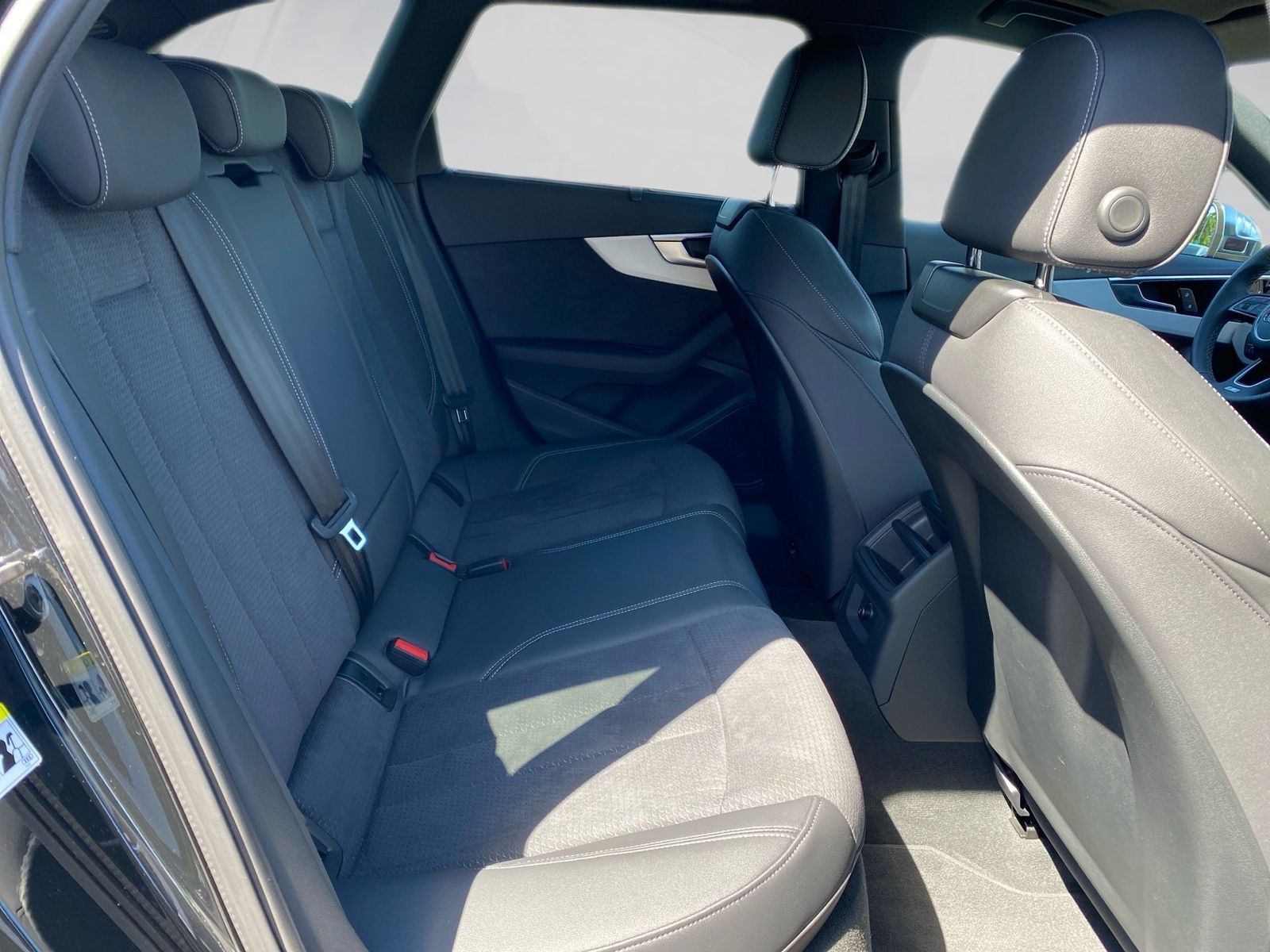 Audi S4 - Bild 11
