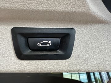 MYAUTOCENTER – Gebraucht- und Jahreswagen mit Werkstattservice in Pfaffenhofen BMW X5 *PANO*NAVI*HEAD-UP*MEMORY*