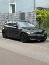 BMW 116i E87 - BMW: mit Navigationssystem, E87