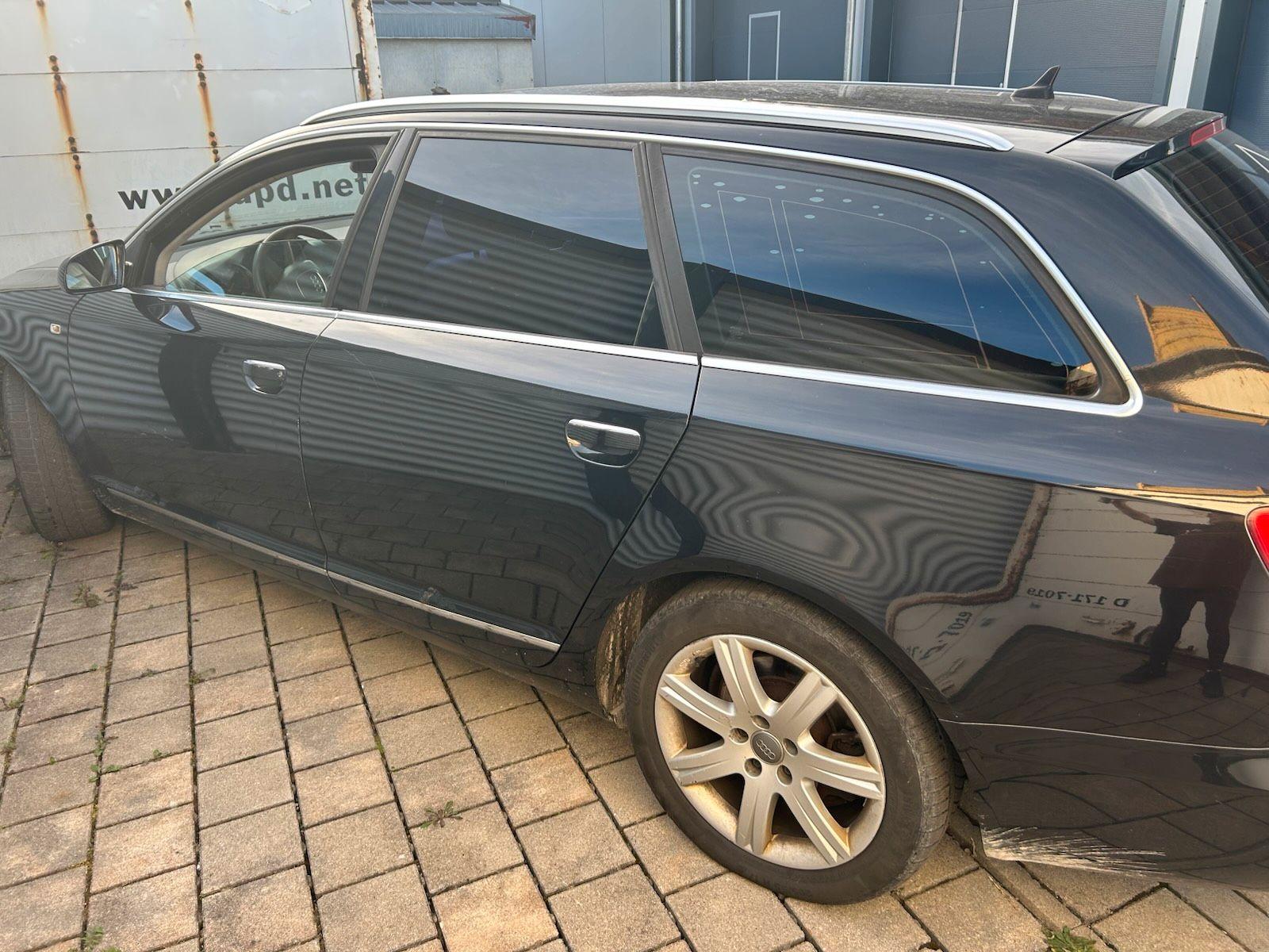 Audi A6 2005 — interior