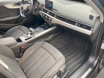 Audi A4 - 12