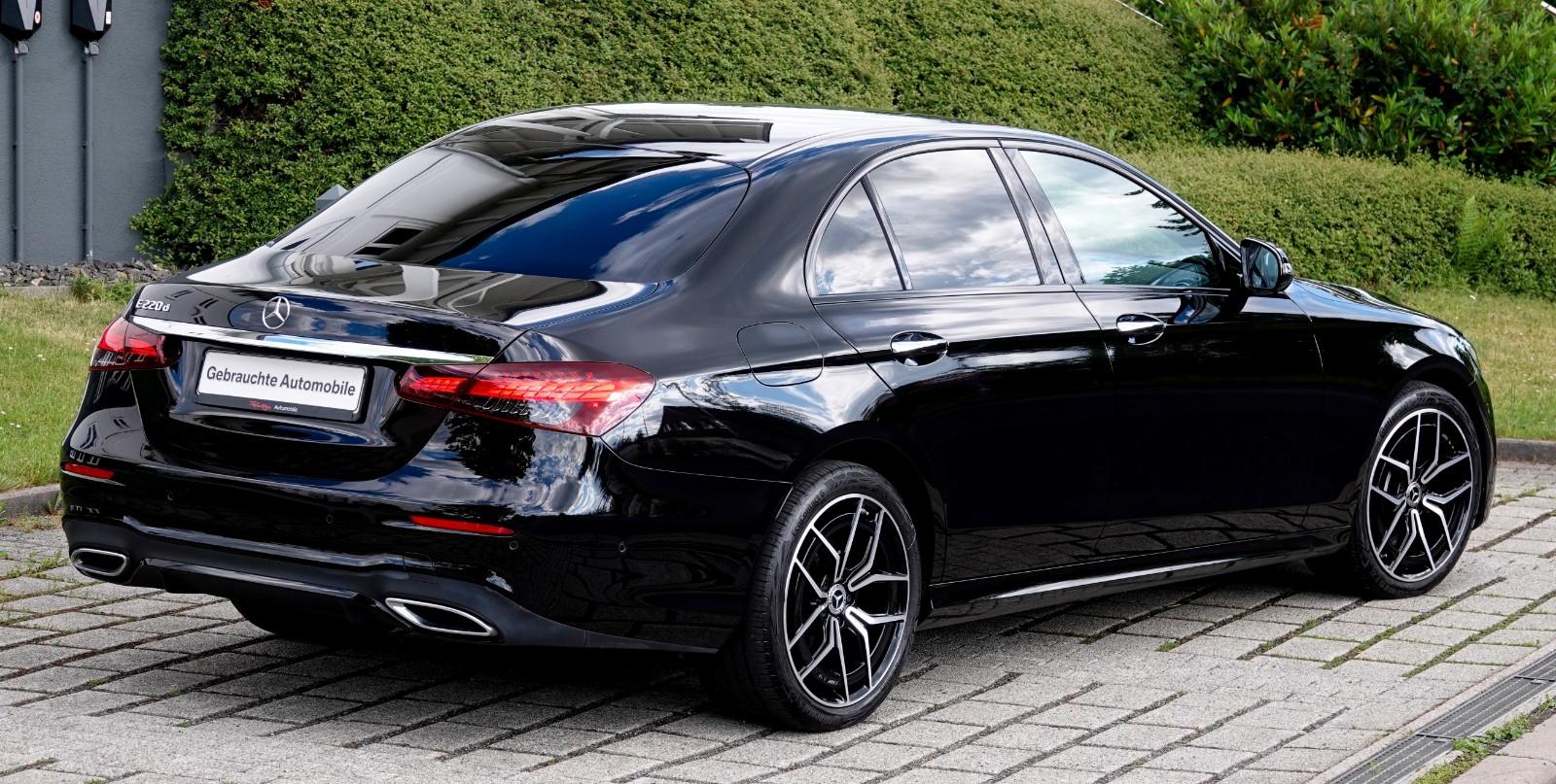 Mercedes-Benz E 220d *AMG LINE* GARANTIE*