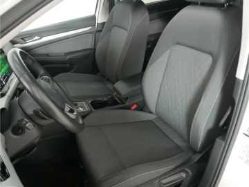 Volkswagen Golf - 10