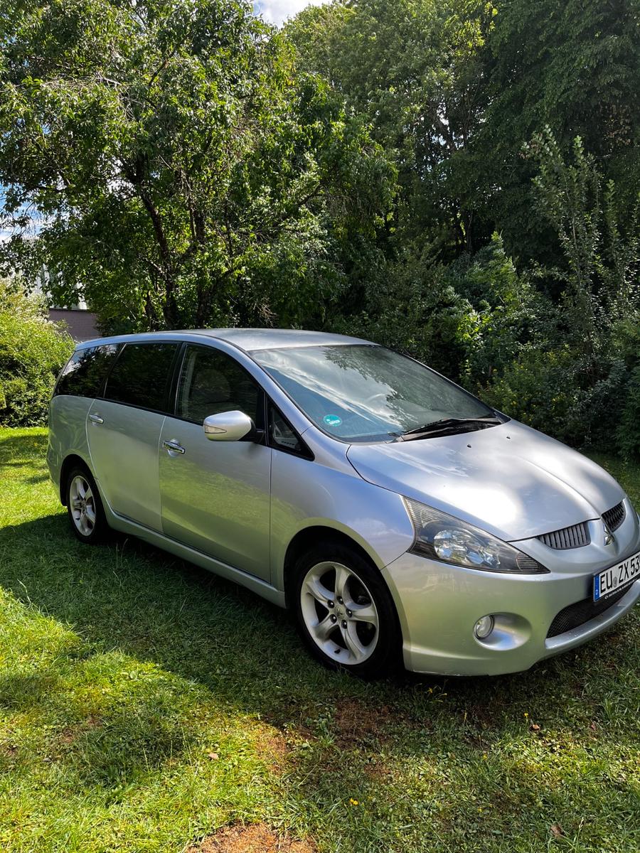 Mitsubishi Grandis 2005 — photo 5
