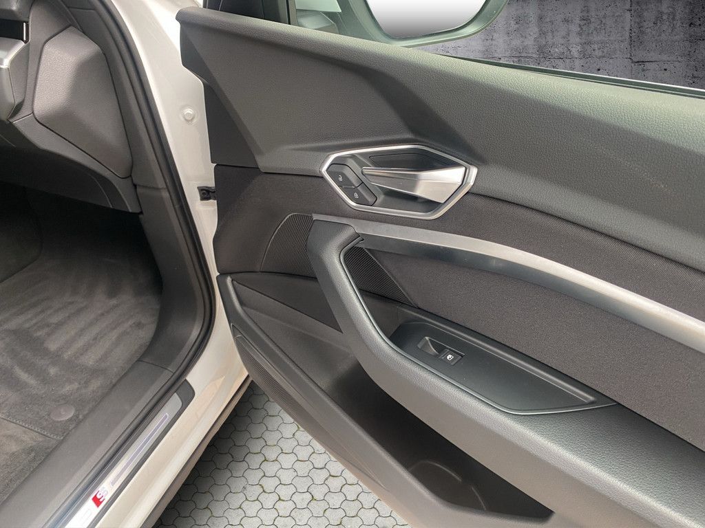 Audi e-tron - Bild 17