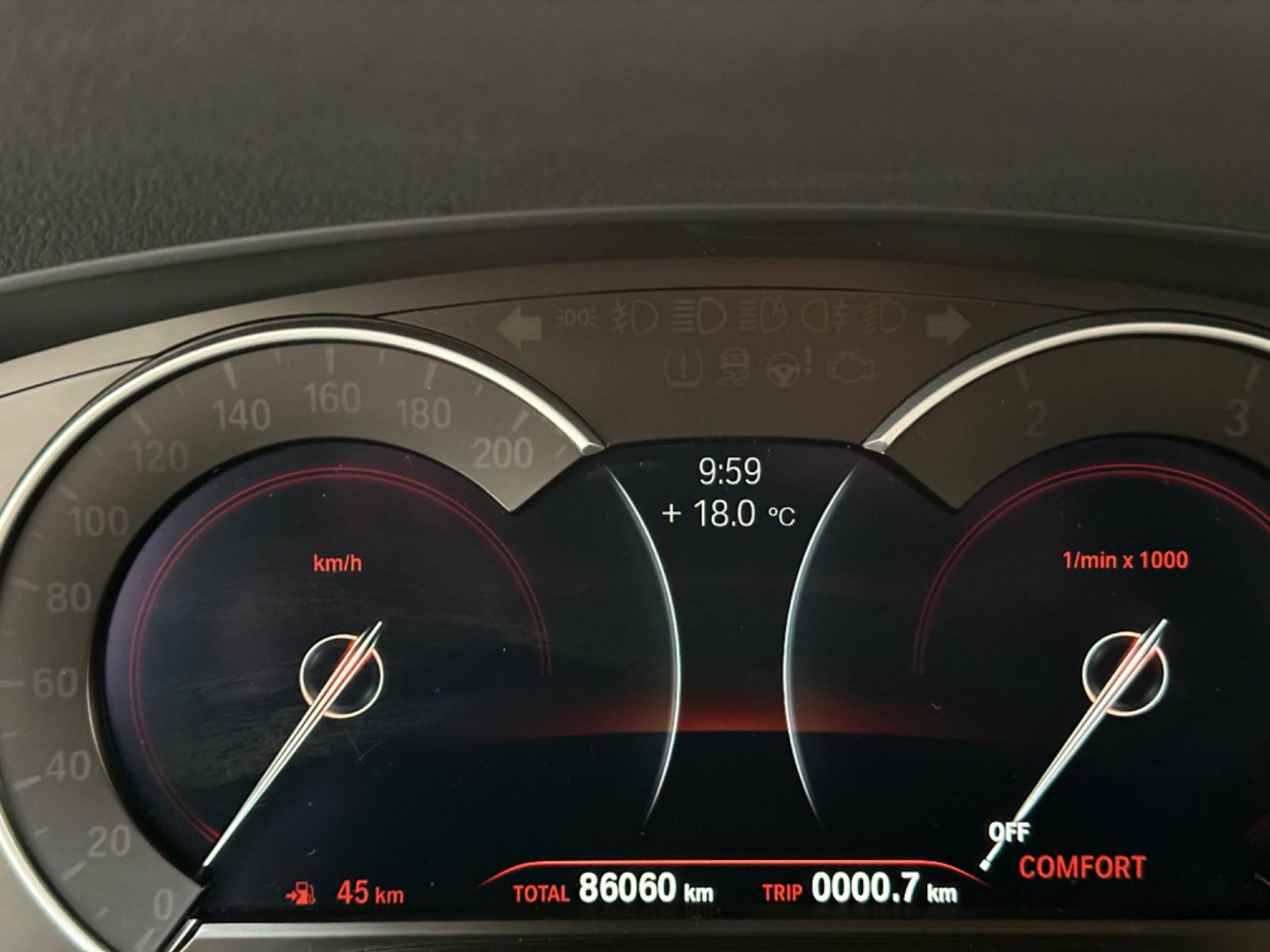 Fahrzeugabbildung BMW 520 d Touring *Leder, AHK*