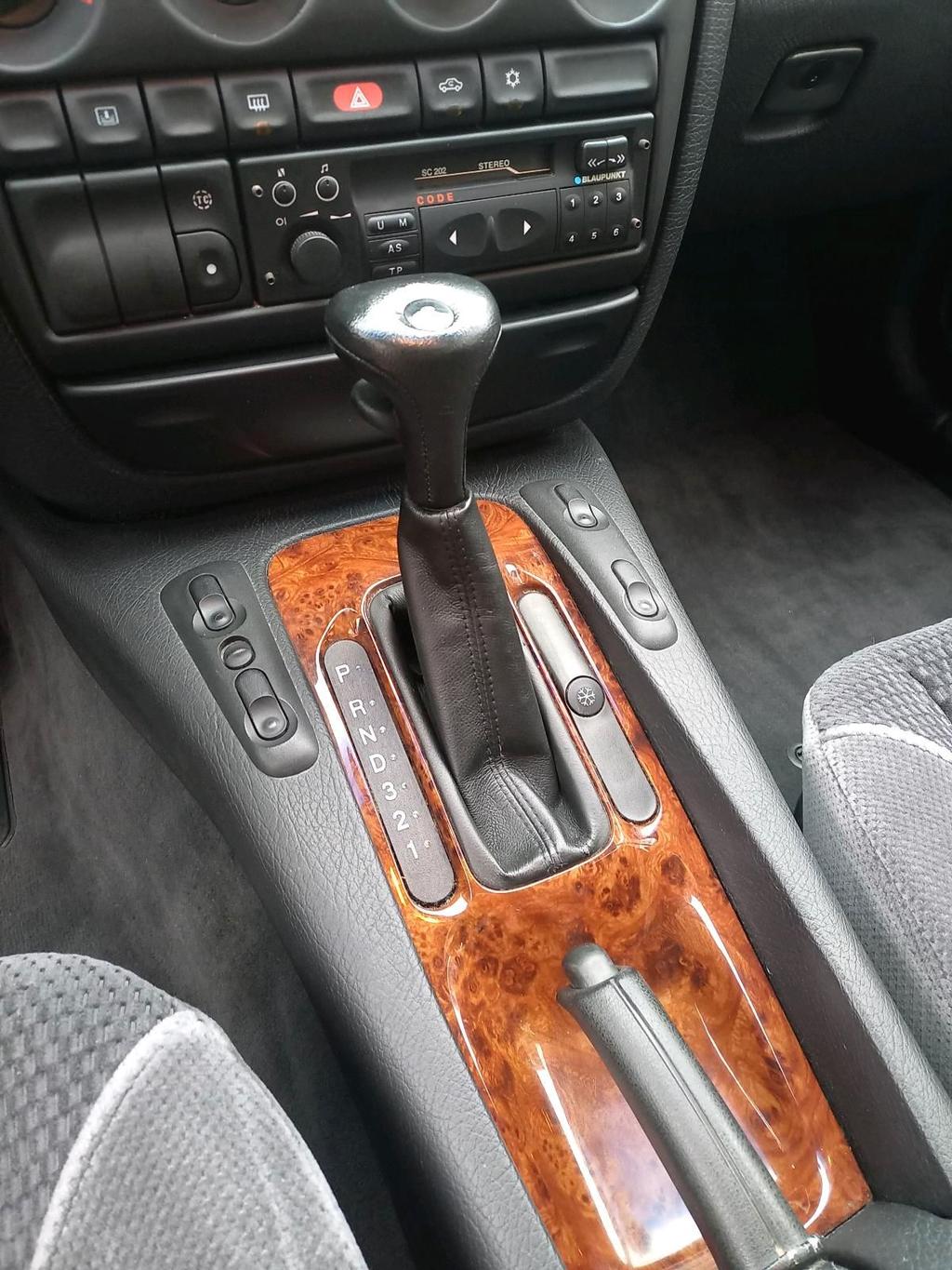 Opel Getriebe Automatik omega b für V6 am Motor...