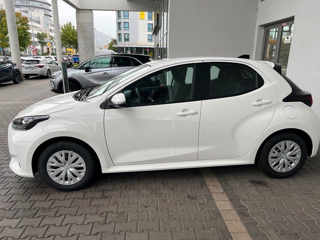 Fahrzeugabbildung Toyota Yaris 1.5 Comfort Kamera,Matrix,ACC,Klimaaut.
