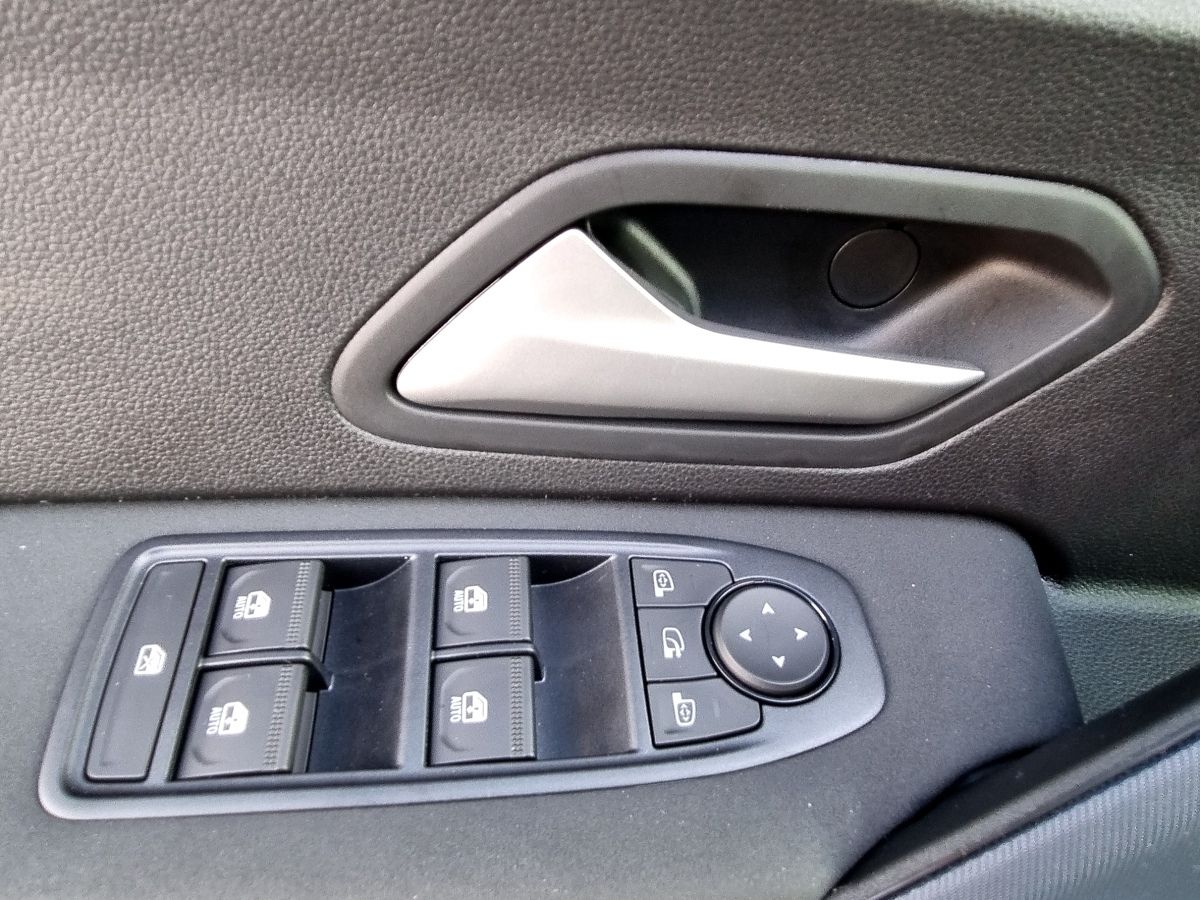 Fahrzeugabbildung Dacia Bigster Expression ECO-G 140