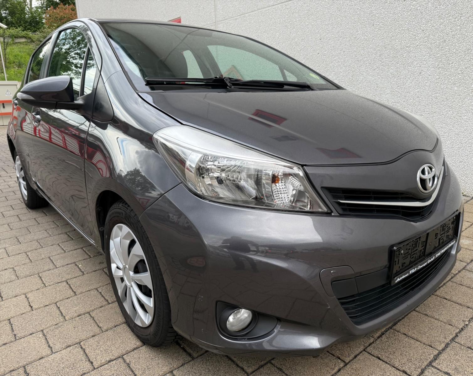 Toyota Yaris S Klima,Navi,Kam,Mfl,1.Hand