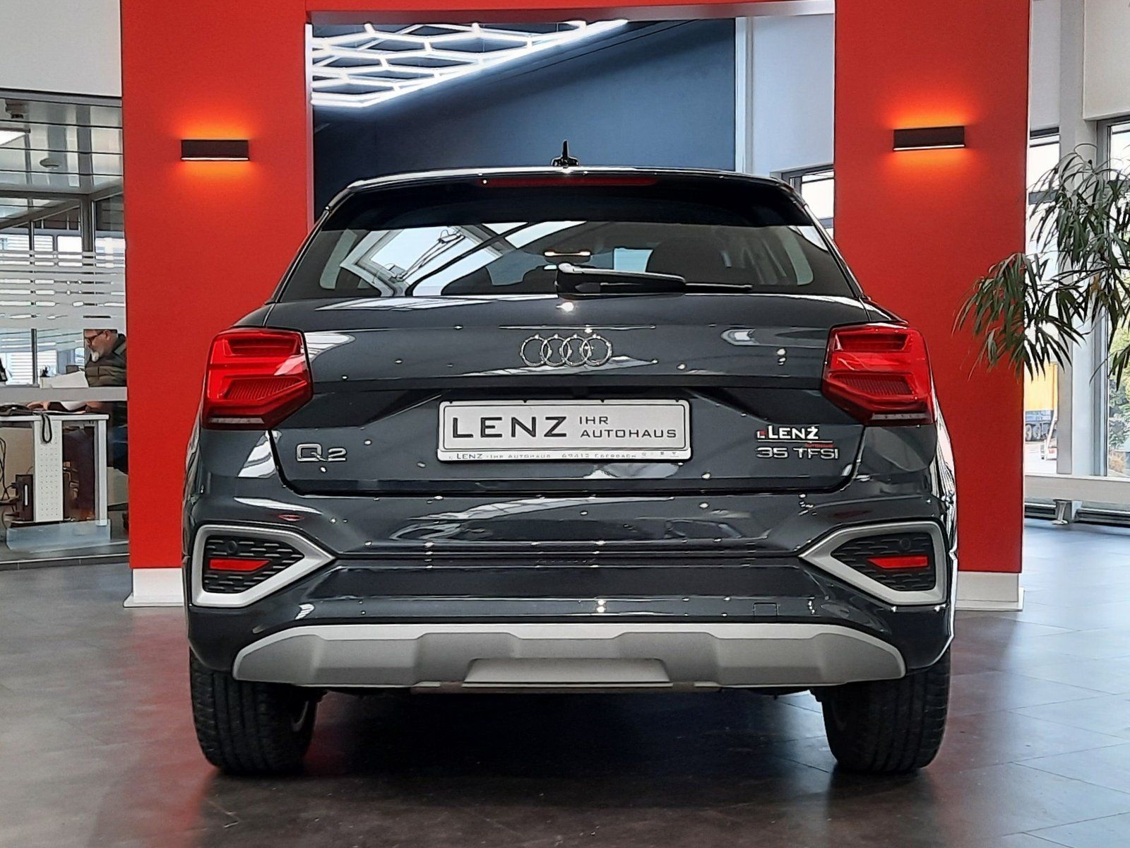 Fahrzeugabbildung Audi Q2 35 TFSI advanced S-tronic *AHK*Cam*LED*Sitzhz