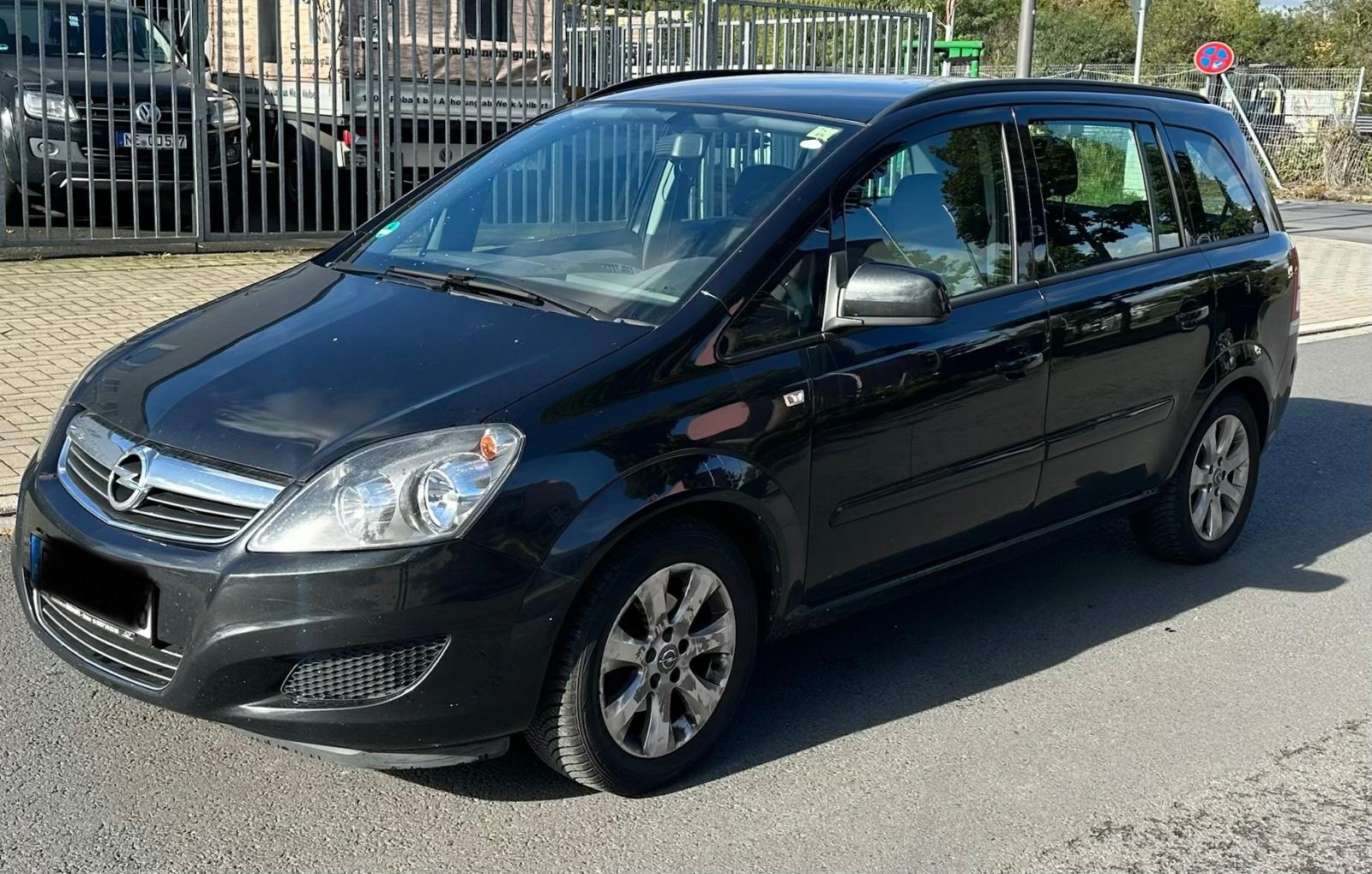 Opel Zafira B 1.8 Benzin/ LPG GAS Family