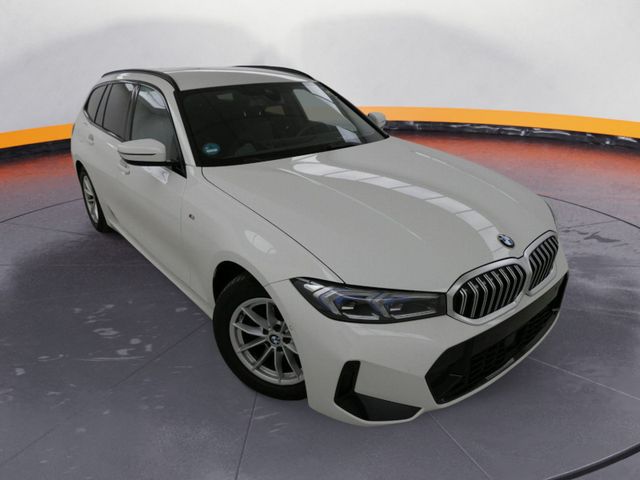 BMW 320d Touring M-Sport MEMORY HEAD-UP MEMORY