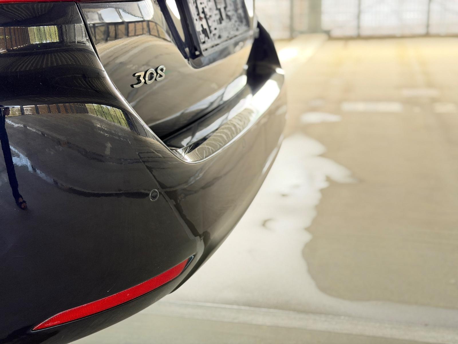 Peugeot 308 2015 — photo 14