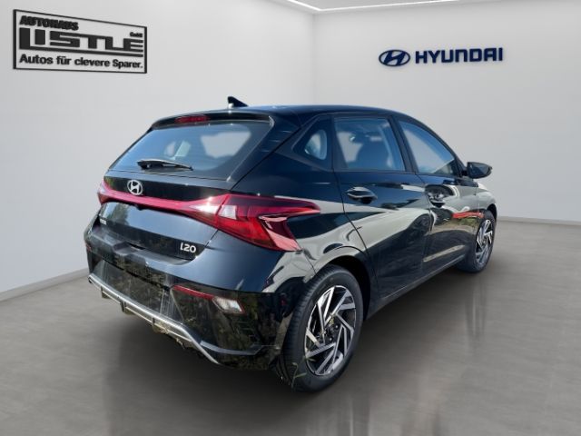 Fahrzeugabbildung Hyundai i20 (MJ24) 1.0 T-Gdi  48V DCT Trend Komfortpaket