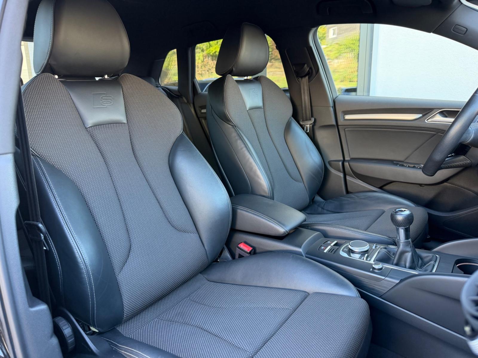 Audi A3 Sportback 1.5 TFSI S line/Virtual Cockpit/LED