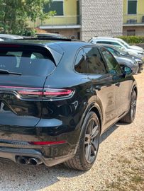 Porsche Cayenne - 7