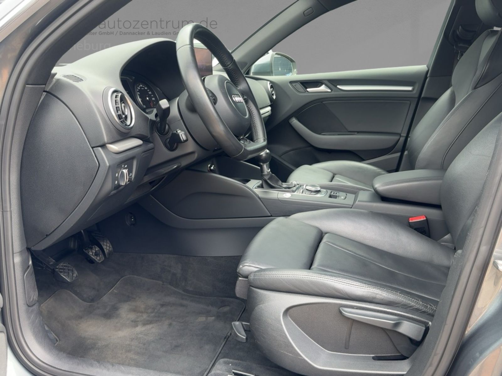 Fahrzeugabbildung Audi A3 Sportback 2.0 TDI Ambition Alu XenonPlus Sitz
