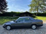 Mercedes-Benz 300D W124 4V 136PS rostfrei Facelift! - Mercedes-Benz 300: W124