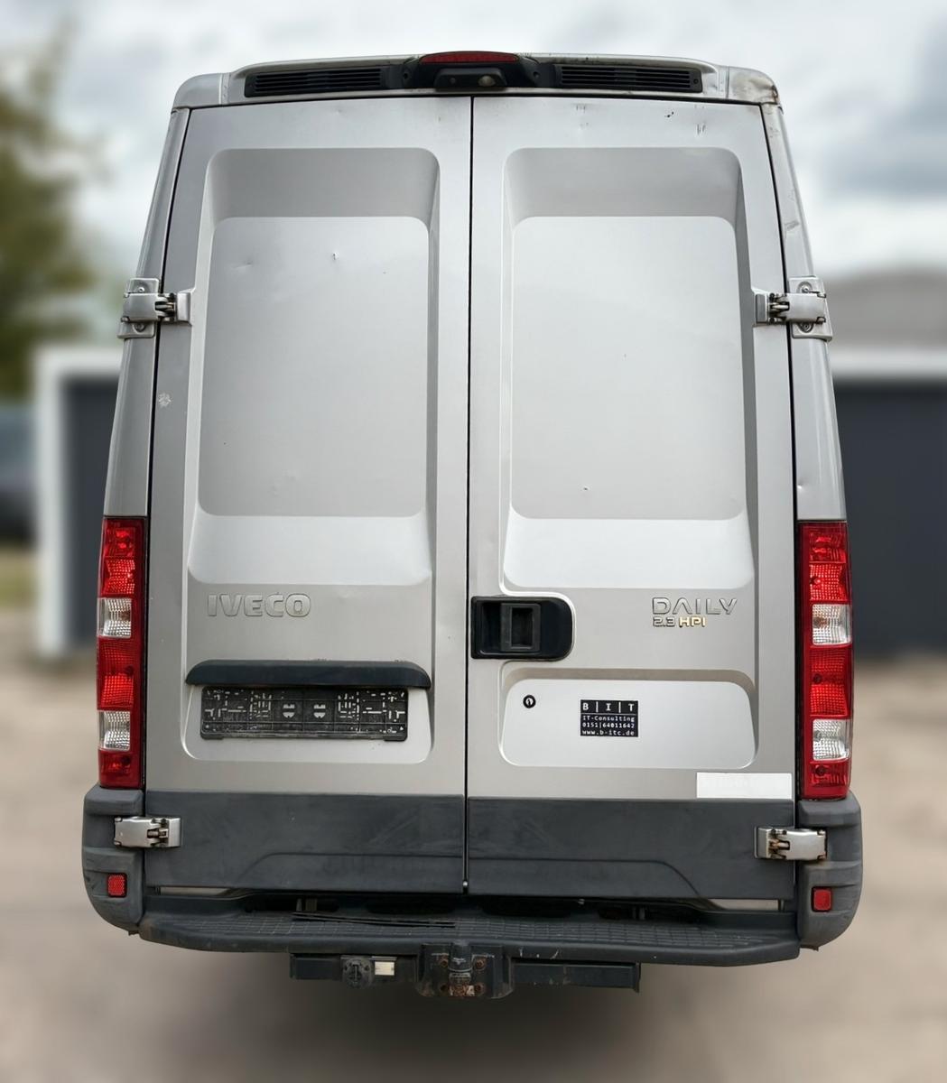 Iveco Daily 3.0 35 S 17 Express Maxi