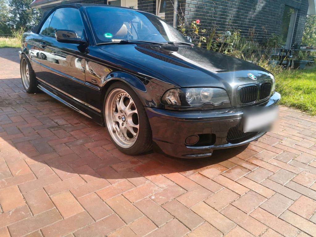 Image of BMW 325