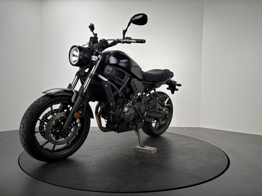 Fahrzeugabbildung Yamaha XSR 700 35KW *NEUWERTIG *SERIVCE NEU