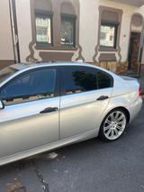 BMW Auto BMW 320i - BMW 320 aus 2005: 320i