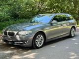 BMW 525d Touring Automatik - BMW 525 aus 2010: Kombi