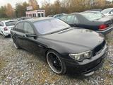 BMW 745 7 745i - schwarze BMW 745