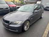BMW 320 3 Touring 320i Xenon - BMW 320 aus 2005: Kombi, 320i