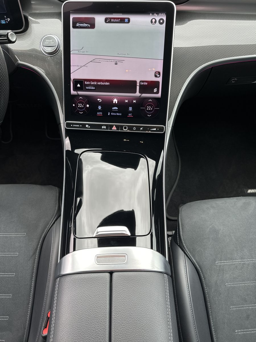Fahrzeugabbildung Mercedes-Benz C 220d T AMG-Line NAV+LED+ACC+AHK+KAMERA+SOUND