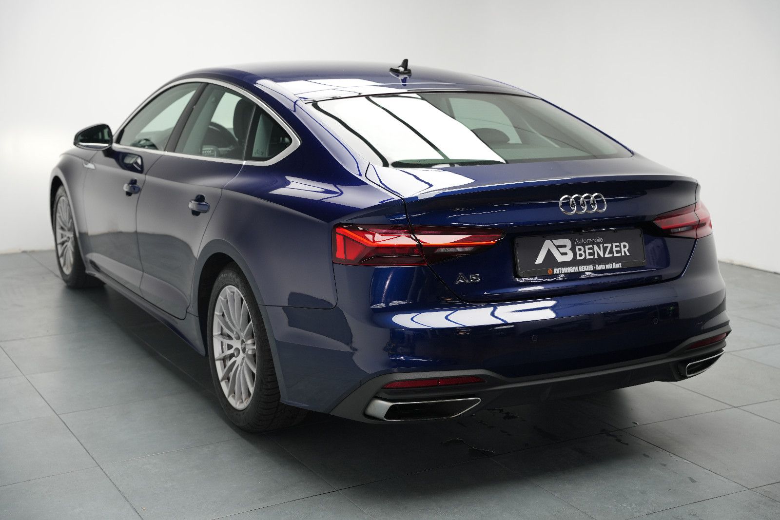 Fahrzeugabbildung Audi A5 Sportback 35 TDI/virtual cockpit/NAVI/LED/CAM