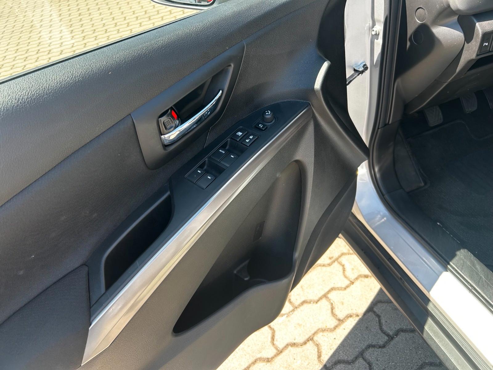 Suzuki (SX4) S-Cross*Kamera*SHZ*Klima*Totwinkelwarner*