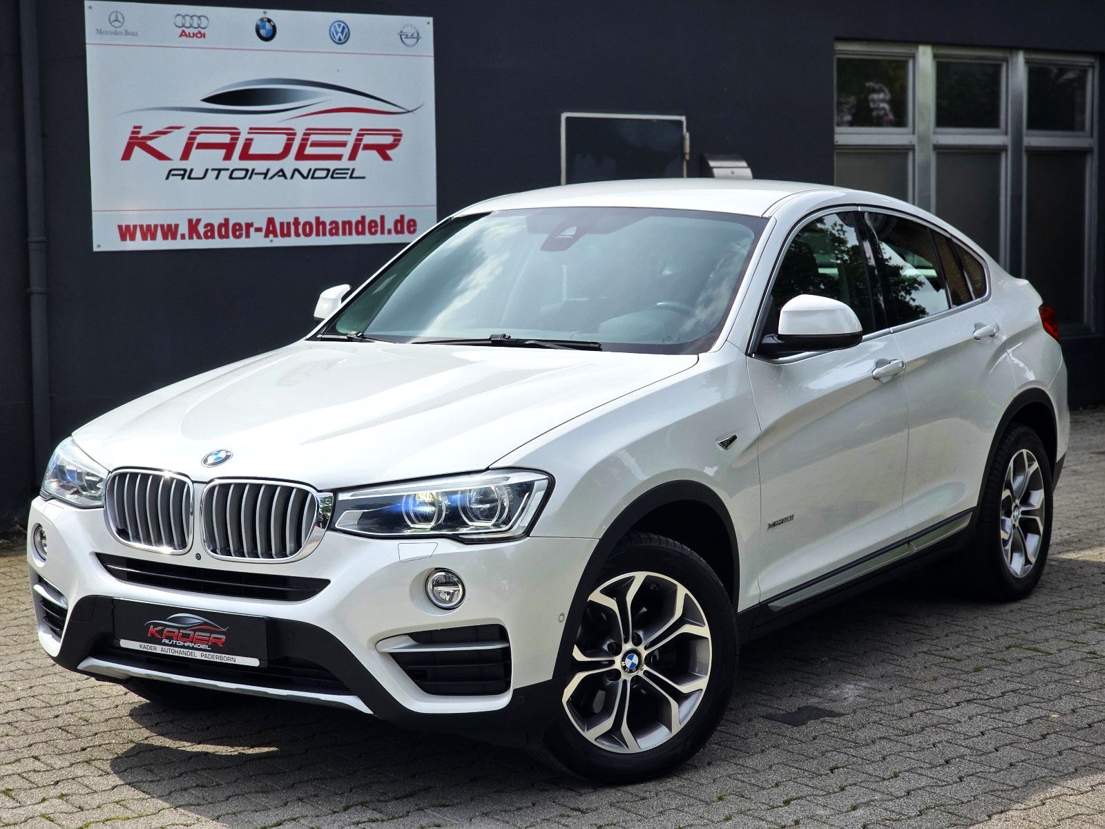 BMW X4 xDrive 20i HeadUp LED Spurassis Totwinkel 360