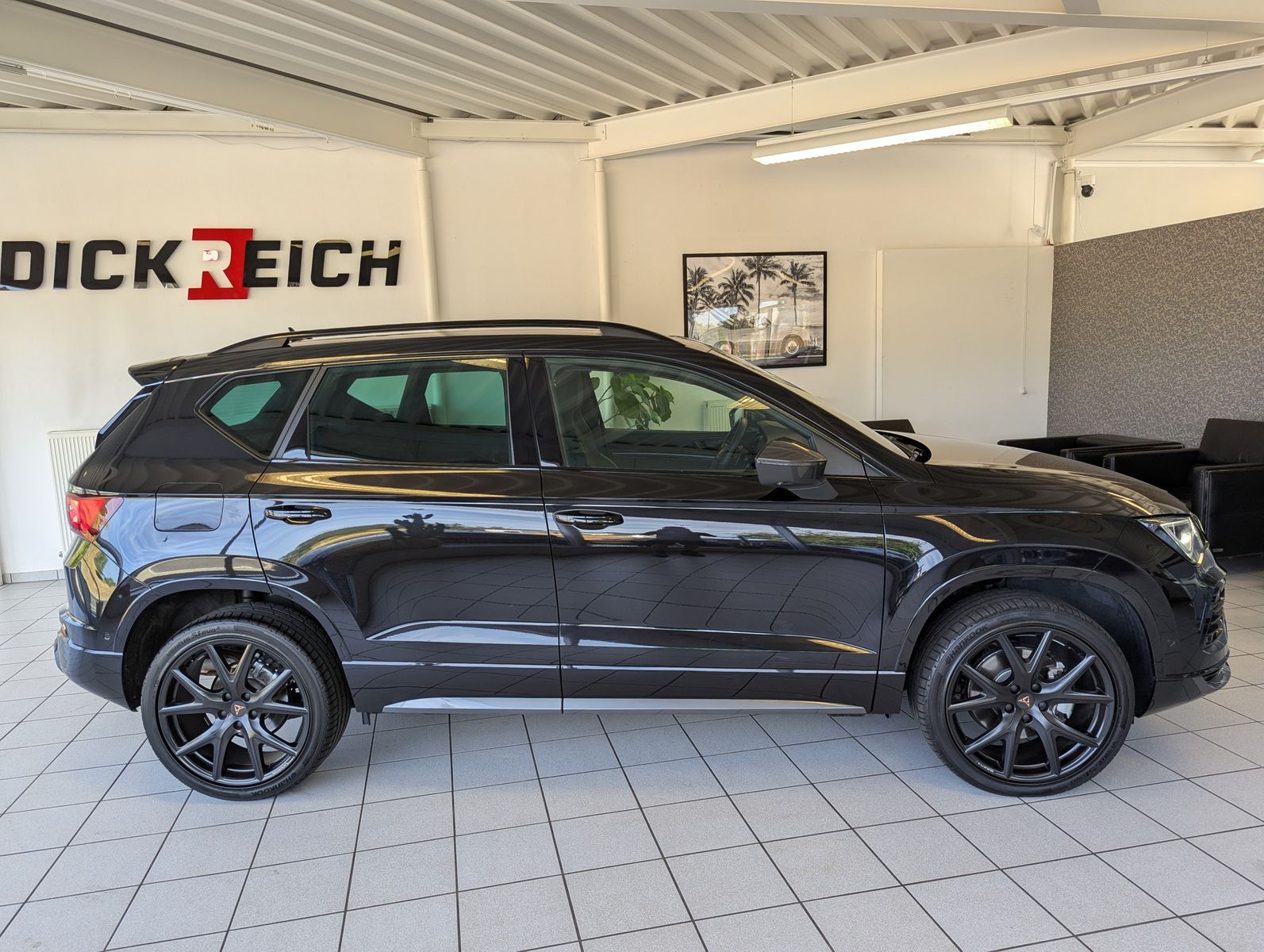 Fahrzeugabbildung CUPRA Ateca 1.5 TSI DSG Pano Dinamica ACC Cam AHK 19"