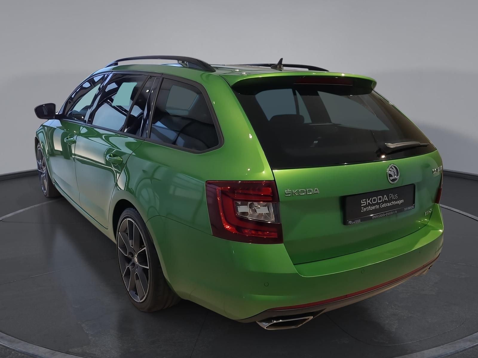 Skoda OCTAVIA COMBI RS 2.0 TSI DSG SmartLink foto 4