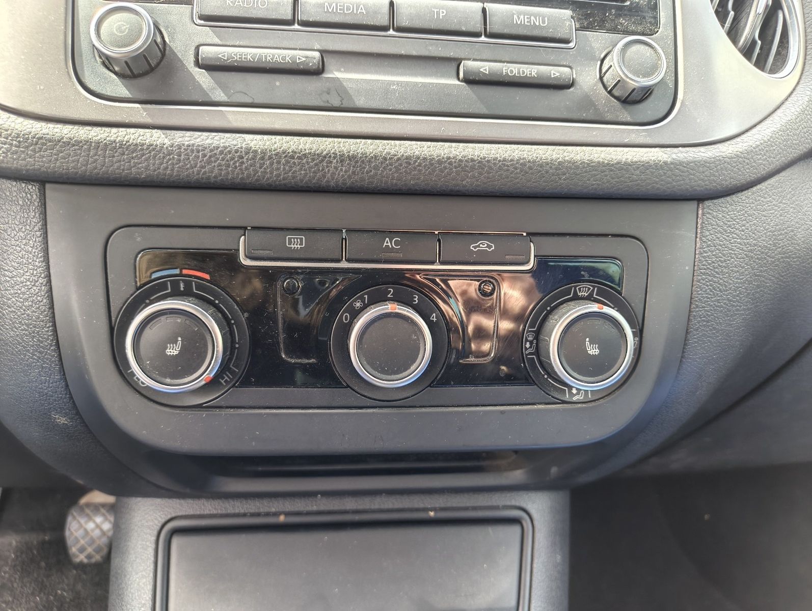 Fahrzeugabbildung Volkswagen Tiguan Team 2.0 TDI (140 PS) 4Motion