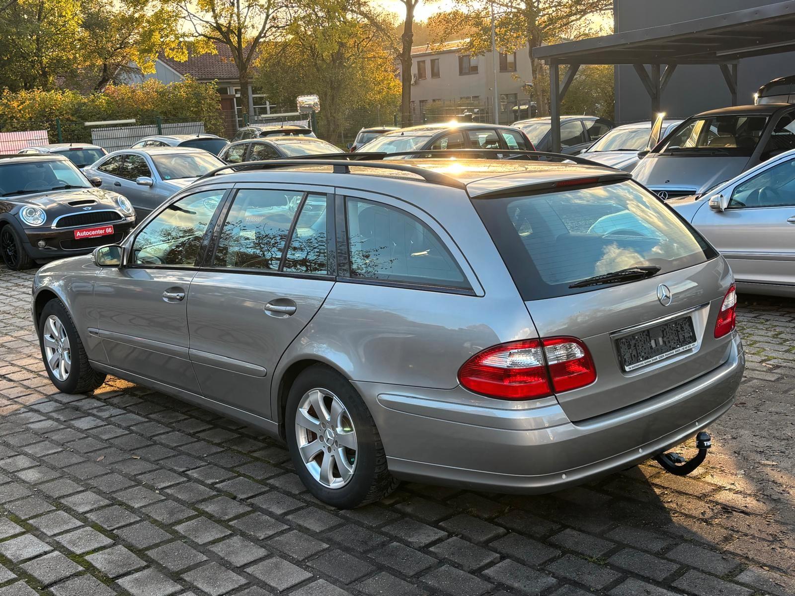 Mercedes-Benz E200 2004 — photo 7