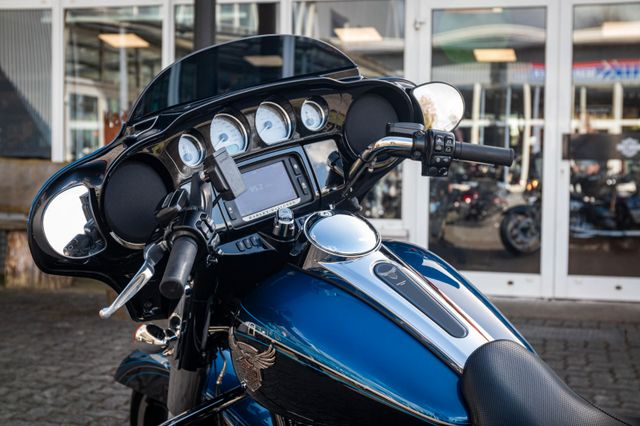 Fahrzeugabbildung Harley-Davidson STREET GLIDE SPECIAL FLHXS Anniversary selten