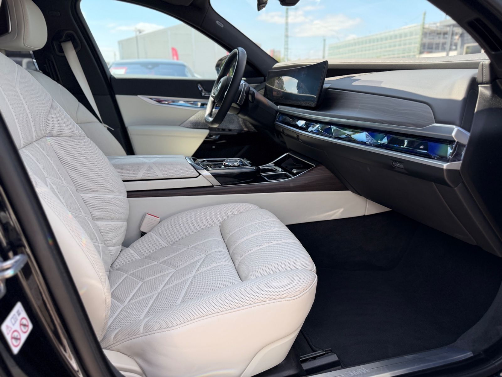 BMW 750E xDrive Design Pure Excellence*PANO*VOLLVOLL foto 15